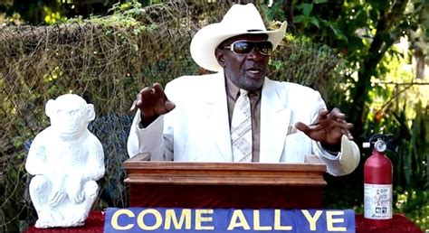 Mar 1, 2014 · Bishop Bullwinkle’s real name is Bernard Thomas. At the time of this song going viral, around 2014, he was 68 years old and residing in Plant City, Alabama. 